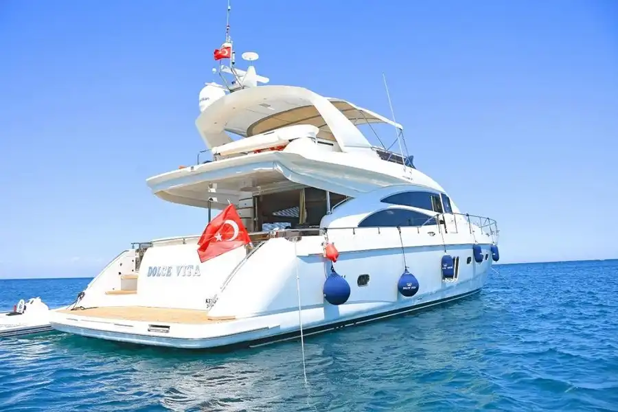 Kemer Yacht Rental 22m Princess 67